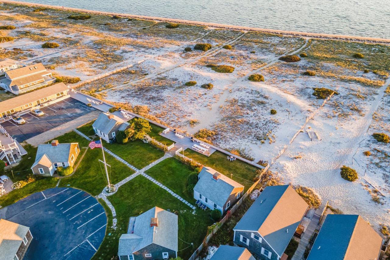 Sandbars Inn - Beachside Cottage ノース・トゥルーロ エクステリア 写真